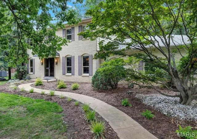 5th image of 1563 Narrows Dr, Chesterfield, MO 63017 | MLS# MIS26042871