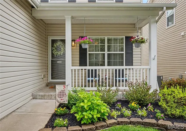 2nd image of 1001 Harmony Lake Pkwy, Saint Peters, MO 63376 | MLS# MIS26042903