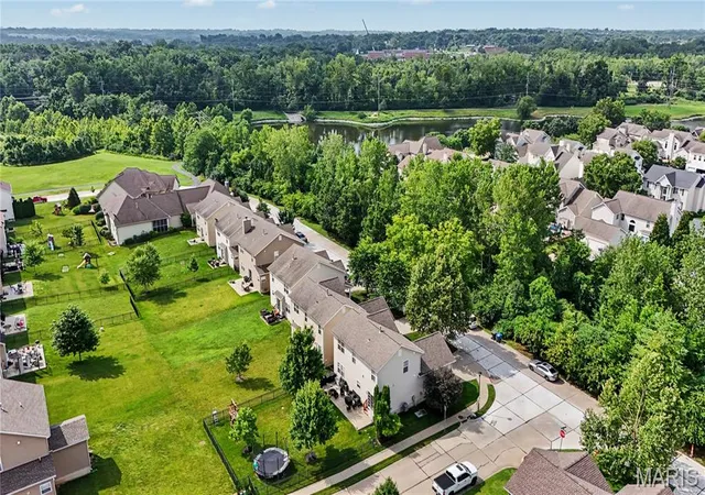 25th image of 1001 Harmony Lake Pkwy, Saint Peters, MO 63376 | MLS# MIS26042903