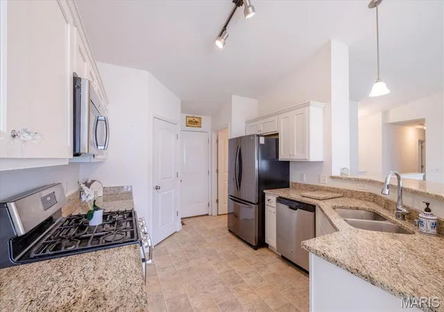 Photo 4 of Single family home for sale at 117 Falcons Crest Dr, Wright City, MO 63390 | MLS# MIS26042911 | Listing updated on 2026-09-27