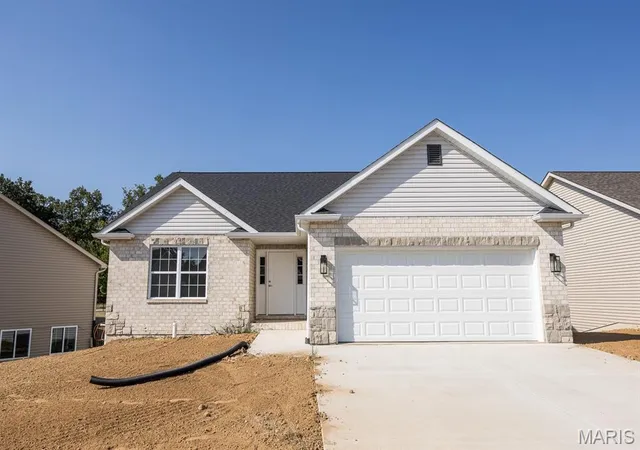Photo 1 of Single family home for sale at 411 Firestone St, Freeburg, IL 62243 | MLS# MIS26042931 | Listing updated on 2026-10-11
