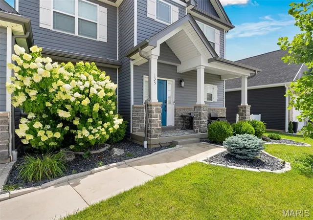 2nd image of 135 Pomodora Cir, Wentzville, MO 63385 | MLS# MIS26042947