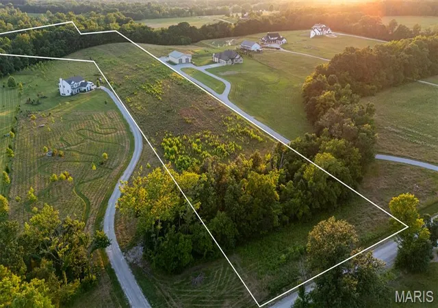 Homes for sale in Wentzville, MO | 376 Stealey Rd, Wentzville, MO 63385 | MLS# MIS26042953