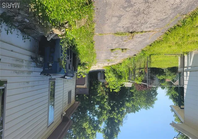 Photo 2 of Single Family Residence at 3408 Airway Ave, St Louis, MO 63114 | MLS# MIS26042969 |  | Sold on 2026-08-10