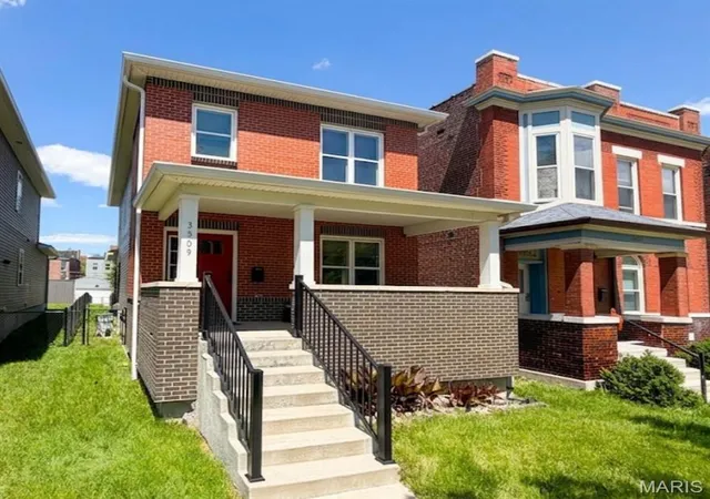 Single family home for sale at 3509 Park Ave, Saint Louis, MO 63104 | MLS# MIS26042976