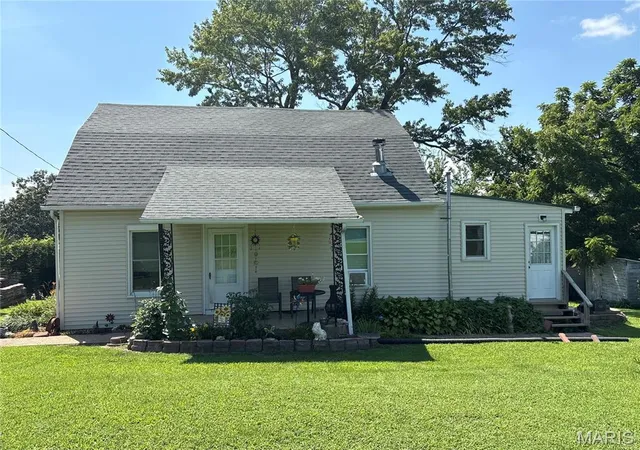 Homes for sale in Bland, MO | 3749 Lahmeyer Rd, Bland, MO 65014 | MLS# MIS26042995