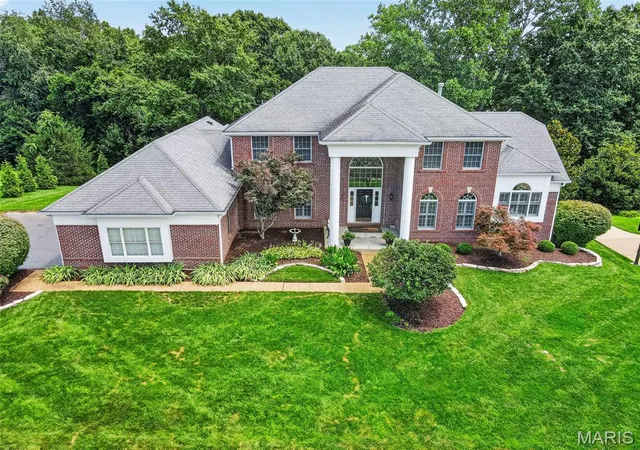 Homes for sale in Wildwood, MO | 336 Pine Bend Dr, Wildwood, MO 63005 | MLS# MIS26043000