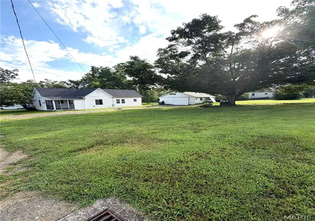 Homes for sale in Fredericktown, MO | 811 Andrews St, Fredericktown, MO 63645 | MLS# MIS26043032