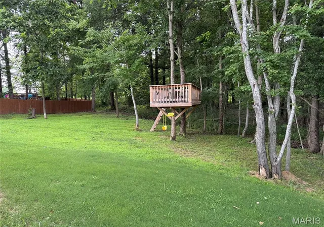 Homes for sale in Poplar Bluff, MO | 351 Wellington Dr, Poplar Bluff, MO 63901 | MLS# MIS26043038