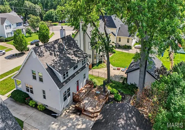 3rd image of 330 Reighley Pl, Florissant, MO 63031 | MLS# MIS26043041