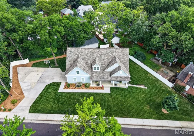 Photo 1 of Single family home for sale at 140 S Old Orchard Ave, Saint Louis, MO 63119 | MLS# MIS26043049 | Listing updated on 2026-09-21