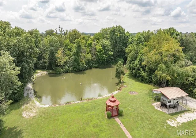 Homes for sale in Dow, IL | 26195 Airport Rd, Dow, IL 62022 | MLS# MIS26043058