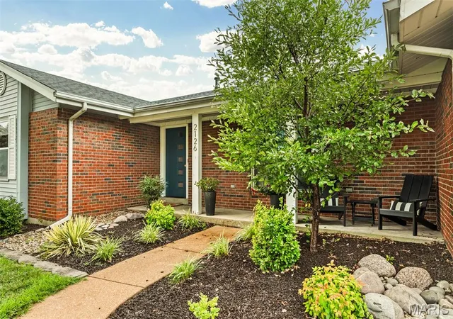 Homes for sale in Oakville, MO | 2126 England Town Rd, Oakville, MO 63129 | MLS# MIS26043059