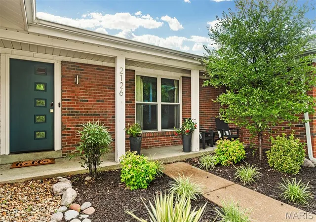 Homes for sale in Oakville, MO | 2126 England Town Rd, Oakville, MO 63129 | MLS# MIS26043059