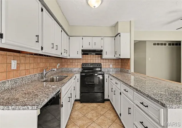 Photo 3 of Single family home for sale at 850 Campion Ln, Florissant, MO 63031 | MLS# MIS26043060 | Listing updated on 2026-09-28