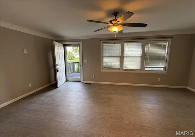 Photo 2 of Single family home for sale at 107 Brookside Dr, O Fallon, IL 62269 | MLS# MIS26043063 | Listing updated on 2026-09-07