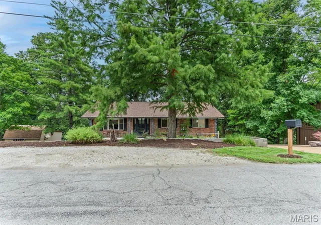 Homes for sale in Arnold, MO | 336 Marilyn Dr, Arnold, MO 63010 | MLS# MIS26043065