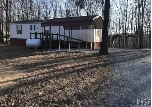 Homes for sale in Warsaw, MO | 30798 Fall Ln, Warsaw, MO 65355 | MLS# MIS26043078