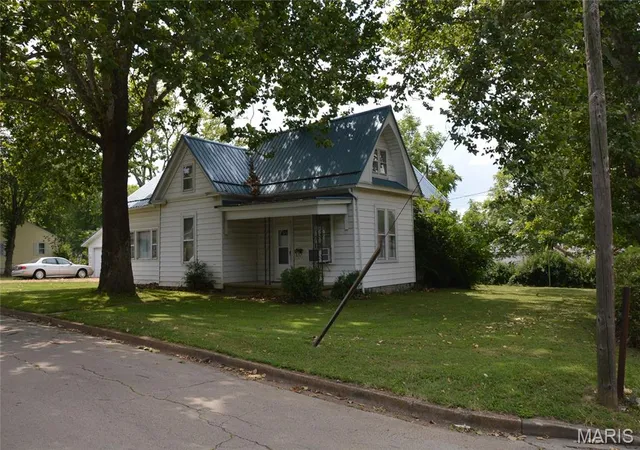 Photo 4 of Single family home for sale at 602 Moore St, Farmington, MO 63640 | MLS# MIS26043080 | Listing updated on 2026-07-27
