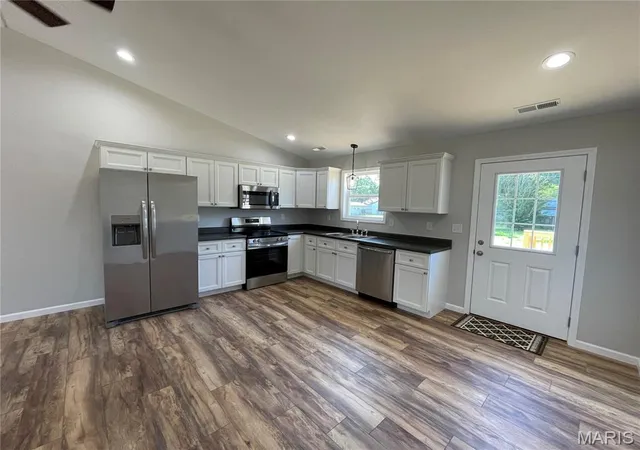5th image of 406 Tyler St, East Prairie, MO 63845 | MLS# MIS26043085