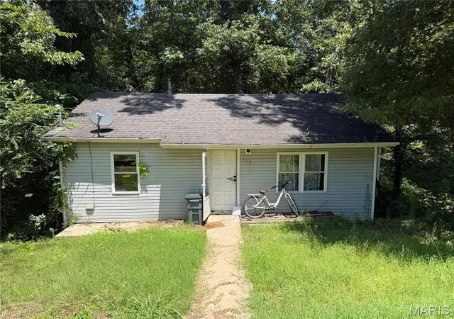 Homes for sale in Poplar Bluff, MO | 113 Begley St, Poplar Bluff, MO 63901 | MLS# MIS26043091