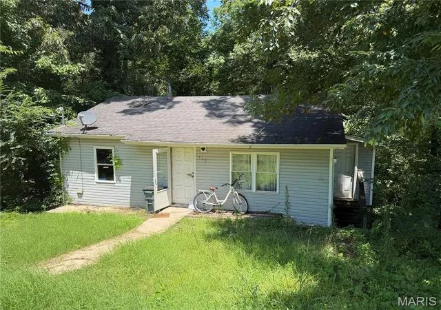 Homes for sale in Poplar Bluff, MO | 113 Begley St, Poplar Bluff, MO 63901 | MLS# MIS26043091