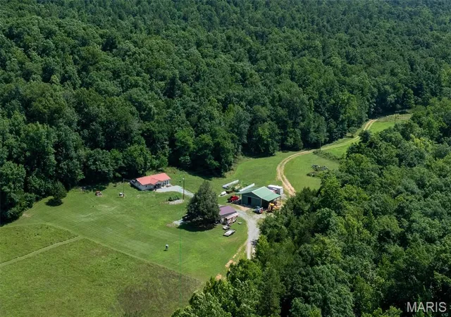 Homes for sale in Fredericktown, MO | 1222 Madison 9421, Fredericktown, MO 63645 | MLS# MIS26043098