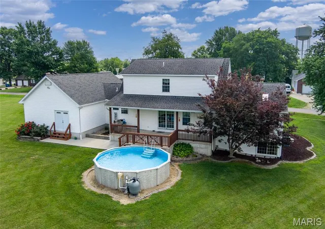 Homes for sale in Edwardsville, IL | 1282 Key West Dr, Edwardsville, IL 62025 | MLS# MIS26043113