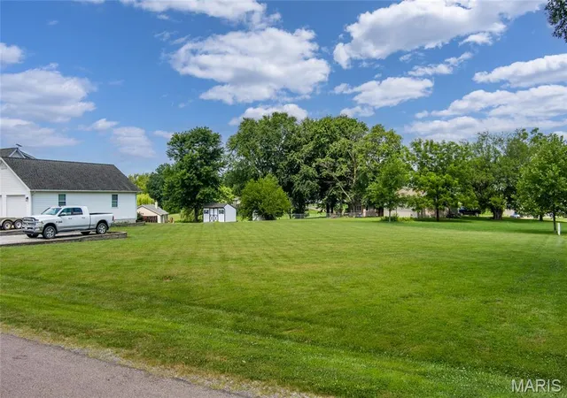 Homes for sale in Edwardsville, IL | 1282 Key West Dr, Edwardsville, IL 62025 | MLS# MIS26043113