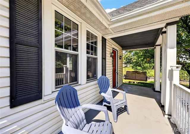 Photo 2 of Single family home for sale at 2103 W Randolph St, Saint Charles, MO 63301 | MLS# MIS26043138 | Listing updated on 2026-09-07