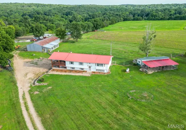 1st image of 33020 Hall Rd, Richland, MO 65556 | MLS# MIS26043141