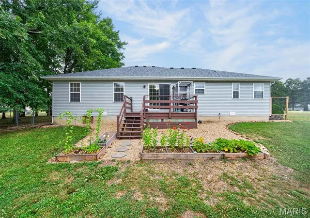 5th image of 21049 Larson Rd, Waynesville, MO 65583 | MLS# MIS26043148