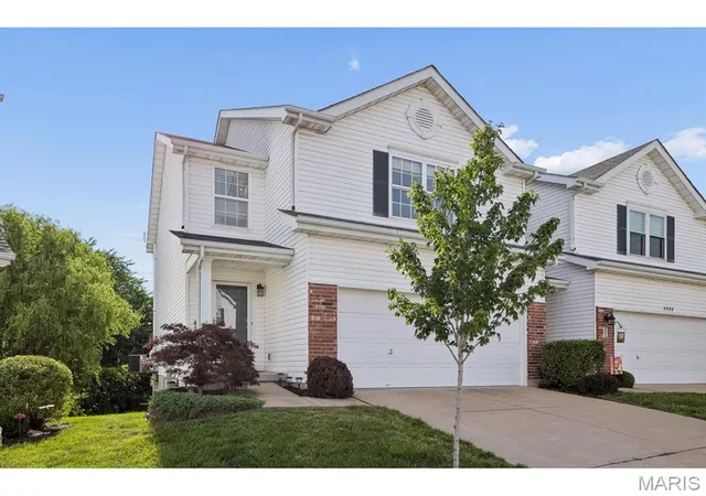 Homes for sale in Unincorporated, MO | 4354 Bristol View Ct, Unincorporated, MO 63129 | MLS# MIS26043152