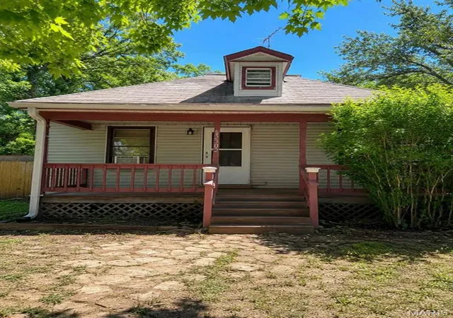 Homes for sale in Saint Joseph, MO | 2302 Green Valley Rd, Saint Joseph, MO 64505 | MLS# MIS26043164