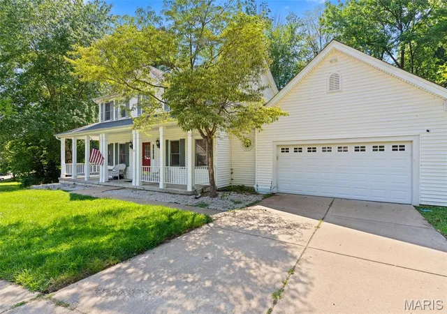 Homes for sale in Hazelwood, MO | 11 Moselle Ct, Hazelwood, MO 63031 | MLS# MIS26043167