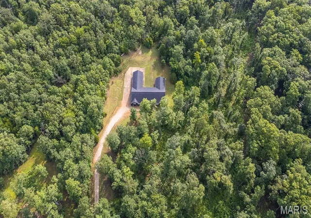 5th image of 251 Rival Ln, Poplar Bluff, MO 63901 | MLS# MIS26043169