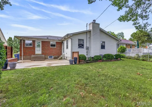 Homes for sale in Unincorporated, MO | 3819 Cordes Dr, Unincorporated, MO 63125 | MLS# MIS26043170