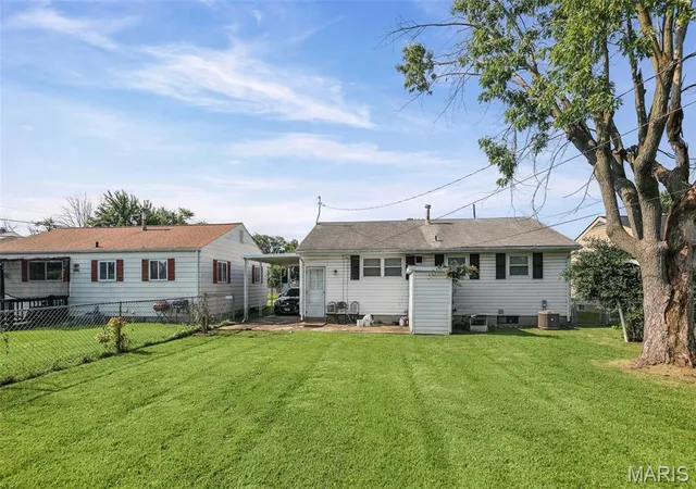 Photo 31 of Single family home for sale at 213 Briarwood Dr, Granite City, IL 62040 | MLS# MIS26043192 | Listing updated on 2026-09-14