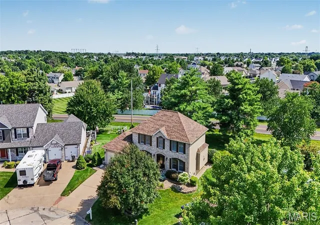 2nd image of 307 Camilla Dr, O Fallon, MO 63366 | MLS# MIS26043193