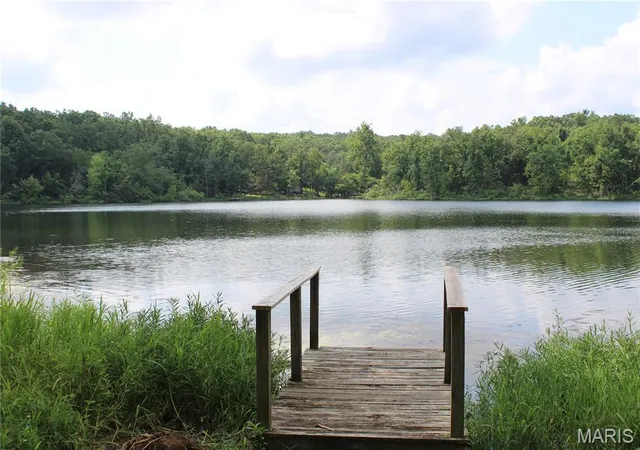 Homes for sale in Perryville, MO | 697 Parkers Lake Dr, Perryville, MO 63775 | MLS# MIS26043203