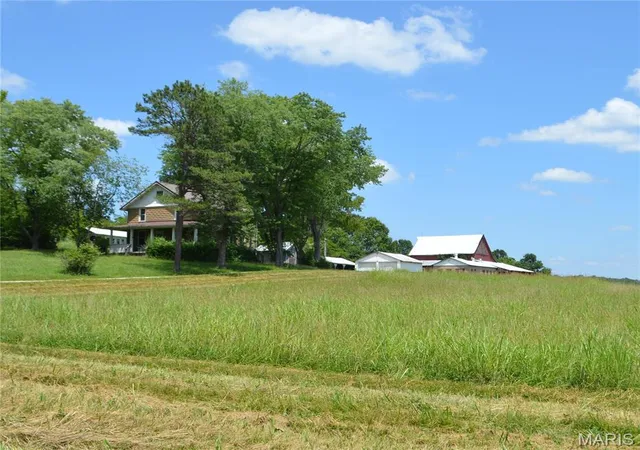 Homes for sale in Festus, MO | 10572 Mapaville Hematite Rd, Festus, MO 63028 | MLS# MIS26043211