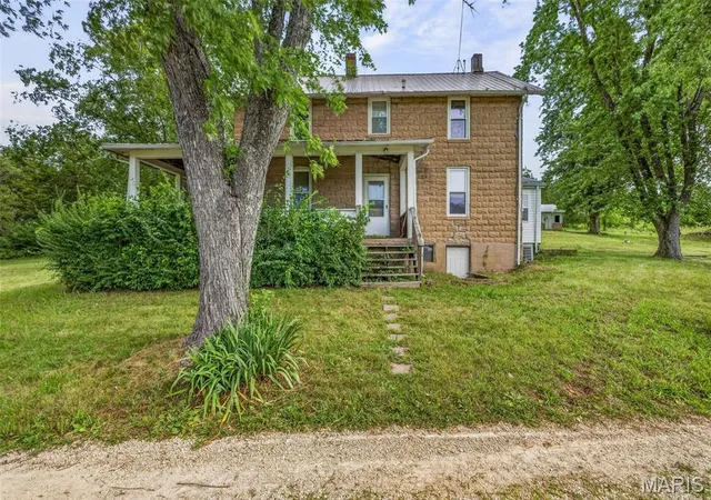 2nd image of 10572 Mapaville Hematite Rd, Festus, MO 63028 | MLS# MIS26043211