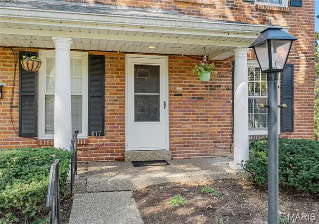 Homes for sale in Kirkwood, MO | 617 Candleberry Ct #A, Kirkwood, MO 63122 | MLS# MIS26043215