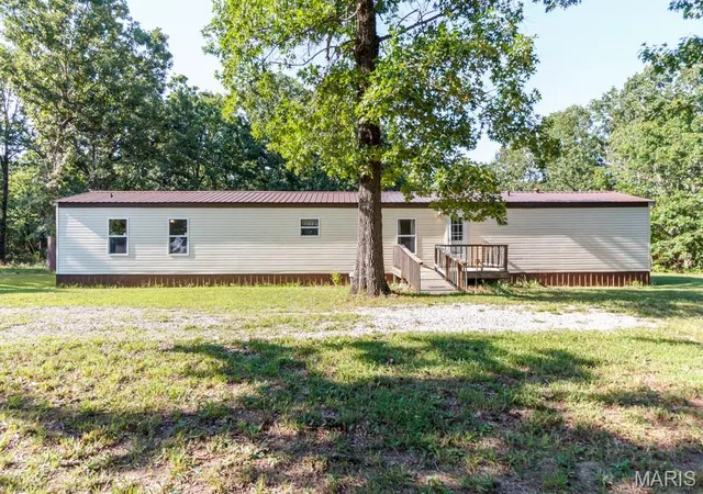 Homes for sale in Lebanon, MO | 25049 Heritage Ln, Lebanon, MO 65536 | MLS# MIS26043222