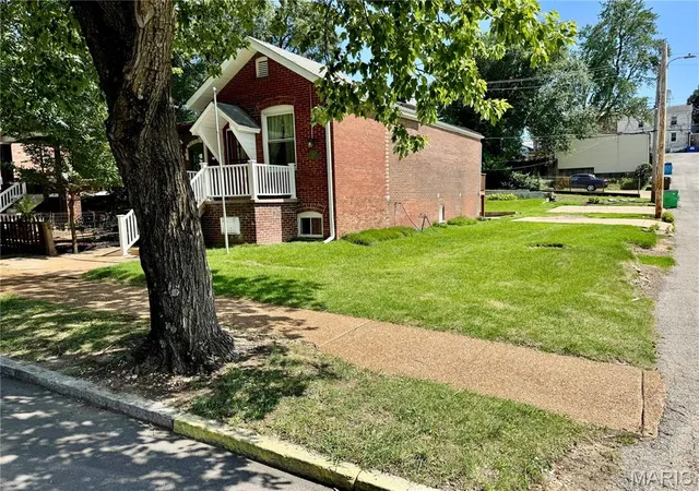 Photo 2 of Single family home for sale at 5512 5514 Columbia Ave, Saint Louis, MO 63139 | MLS# MIS26043261 | Listing updated on 2026-09-14