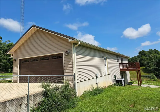 Homes for sale in Alton, MO | 404 County Road 309, Alton, MO 65606 | MLS# MIS26043265
