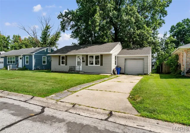Photo 2 of Single family home for sale at 1016 Michigan St, Mexico, MO 65265 | MLS# MIS26043281 | Listing updated on 2026-07-17