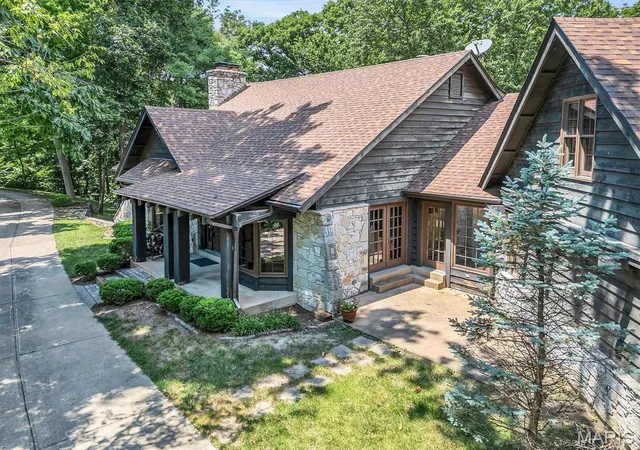 5th image of 17040 Rooster Ridge Rd, Chesterfield, MO 63005 | MLS# MIS26043291