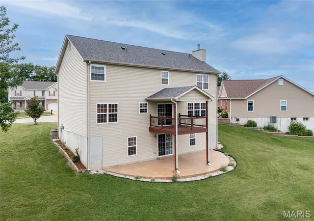 2nd image of 672 Berrywine Ln, Arnold, MO 63010 | MLS# MIS26043308