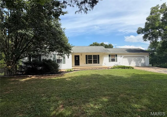 Homes for sale in Dixon, MO | 18780 Hwy Y, Dixon, MO 65459 | MLS# MIS26043310
